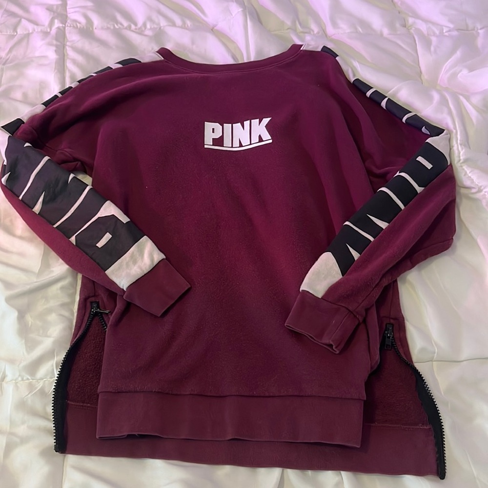 PINK Crew Neck
